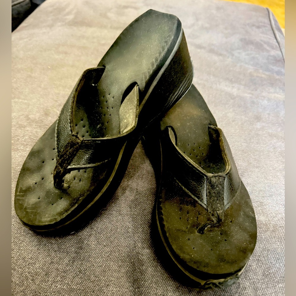 Platform sandals